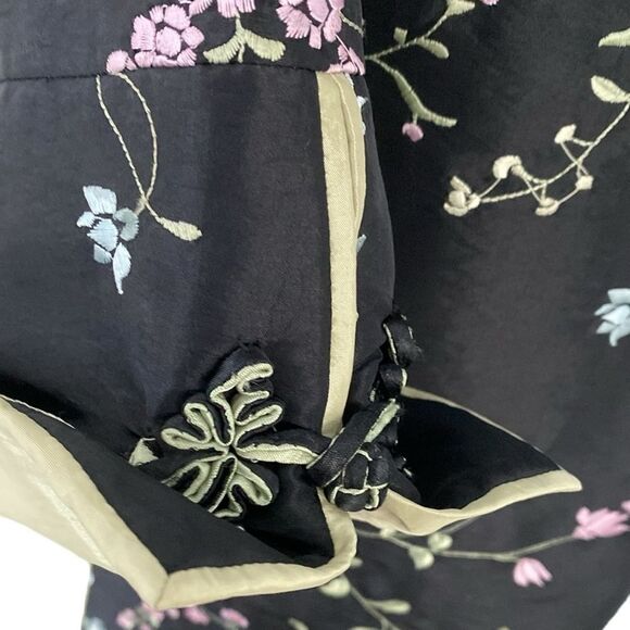 Canton Bazaar SF CA 100% Silk Floral Embroidered Jacket - Picture 5 of 13